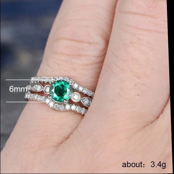 New Women’s 925 Silver Emerald Beautiful Ring - Picture 3 of 5